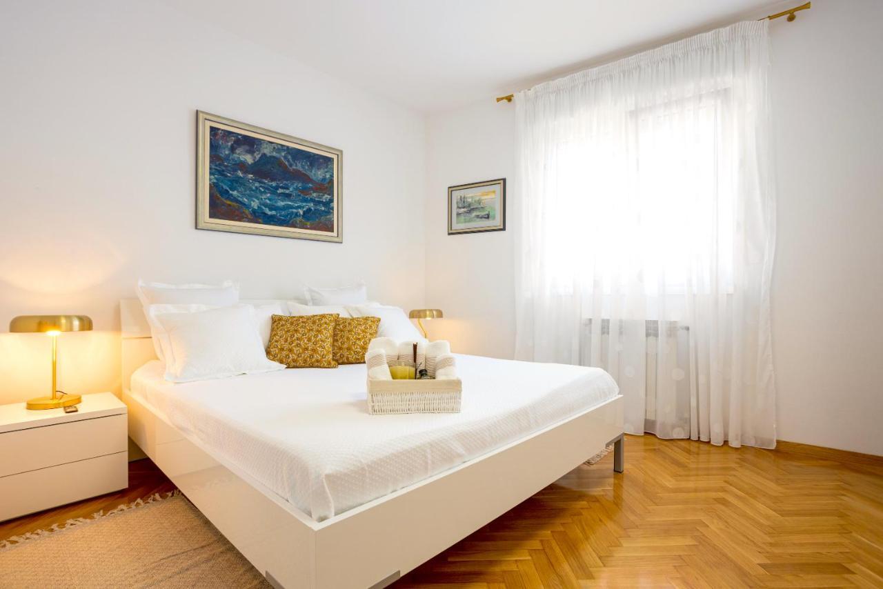 Lux Holiday Apartment Tony @ 10 Min Znjan Beach 斯普利特 外观 照片